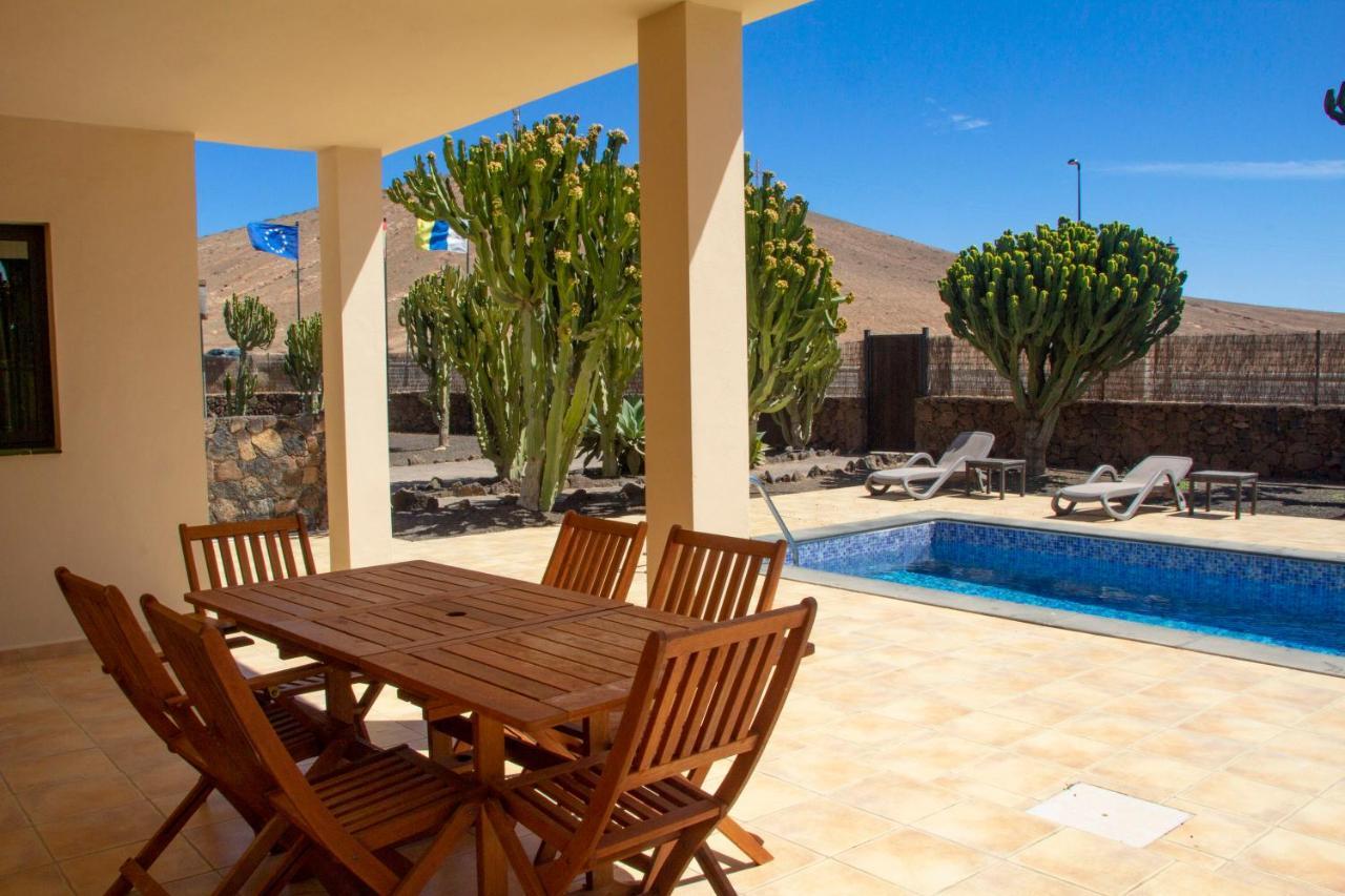 Villas Oasis Casa Vieja La Oliva Luaran gambar